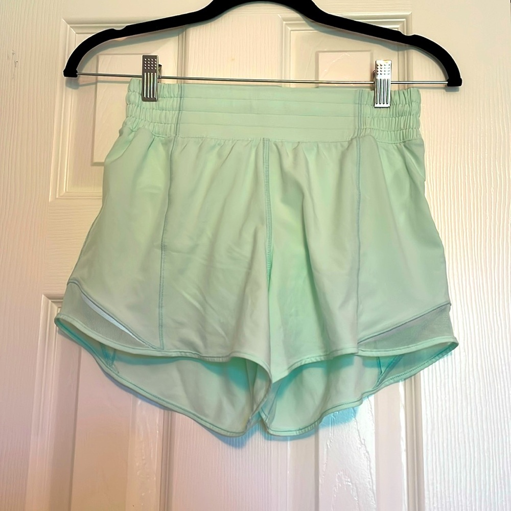 Lululemon Hotty Hot HR lined 4 inch Shorts, 4 inch inseam